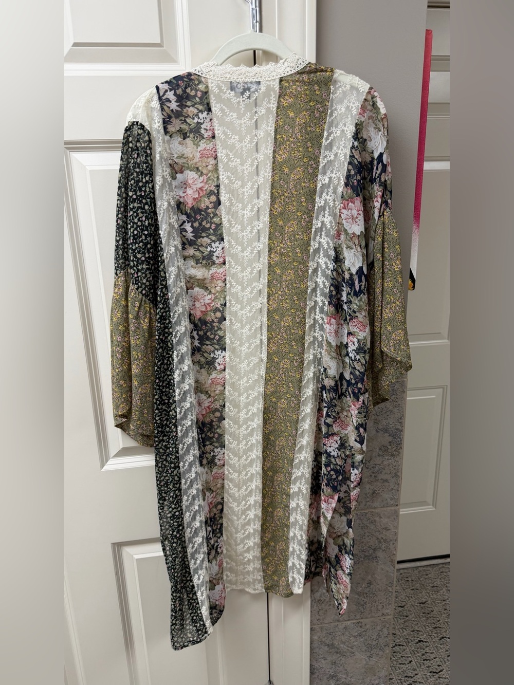 Floral Patchwork Lace Kimono - Cream & Olive Floral